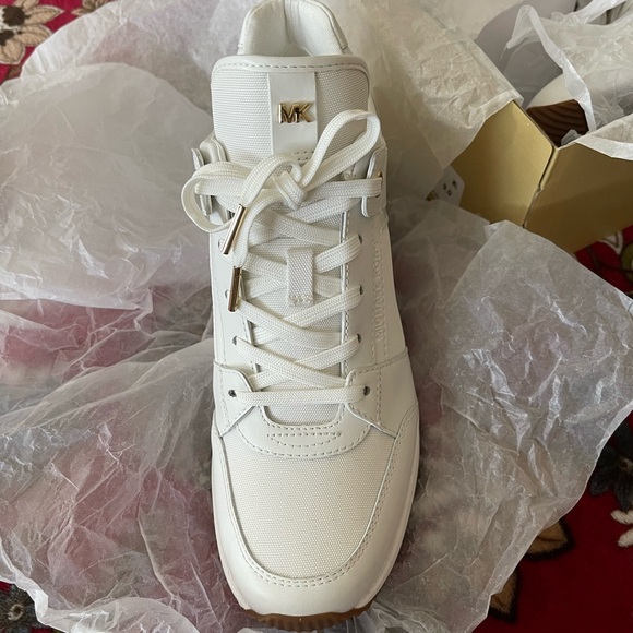 Michael Kors Georgie Trainer Tech Canvas/Optic White Model 43F8GEFS4D New in Box - Picture 5 of 11